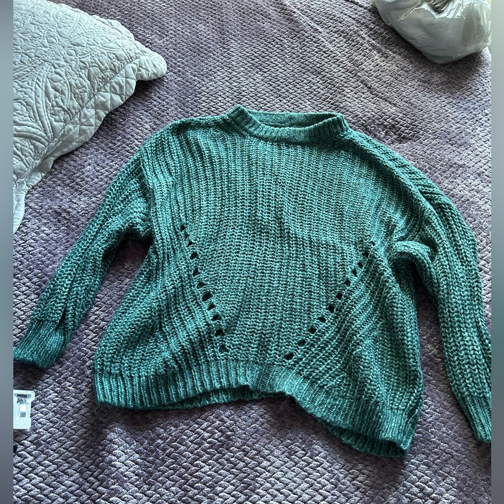 Size medium American Eagle sweater, green